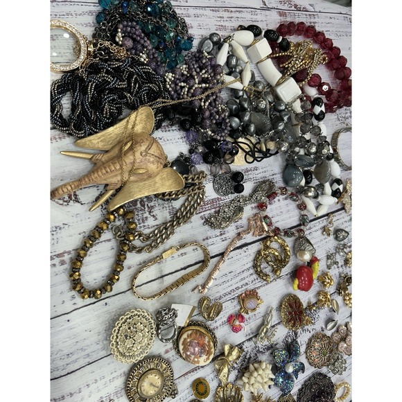 5 Pound Lb Lot Jewelry Vintage & Modern Wearable Crafting As Is - Picture 2 of 11